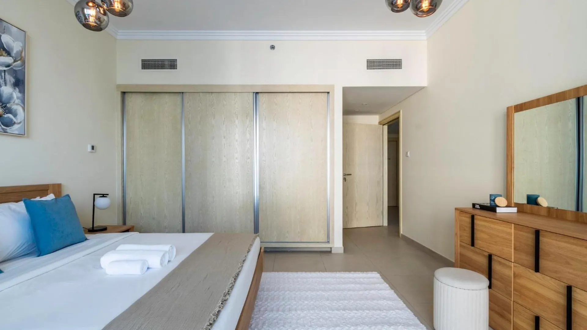 Beachy Getaway In Jbr With Private Beach Access Dubai United Arab Emirates