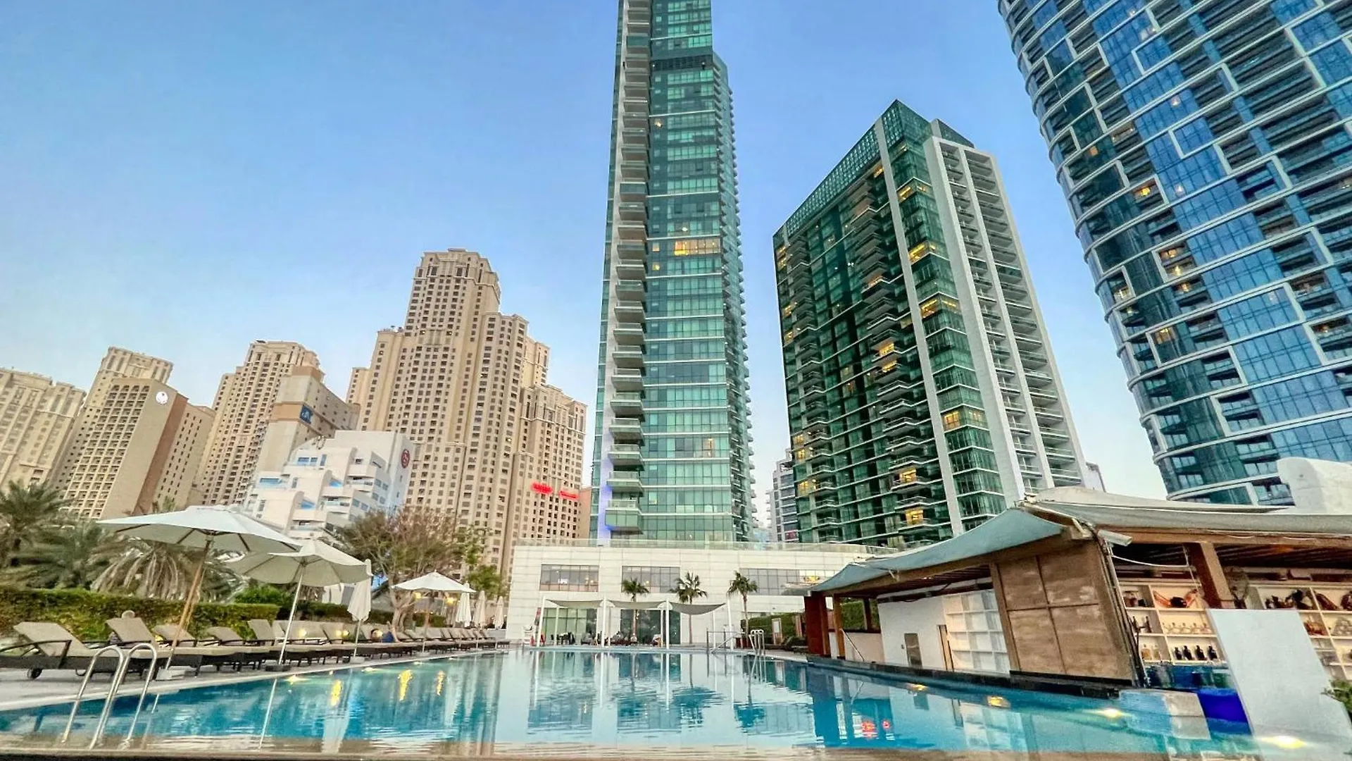 Beachy Getaway In Jbr With Private Beach Access Dubai Apartment